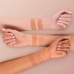 Best 030 Medium Bronze Sun Glow Powder Bronzer