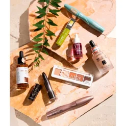 Sale HD 010 Light Beige Liquid Coverage Foundation Foundation