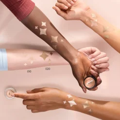 Discount Metallic Spark 010 Champagne Chic Cream Eyeshadow Oogschaduw