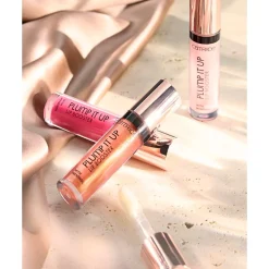 New Plump It Up 090 Potentially Scandalous Lip Booster Lipmake-Up