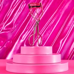 01 All The Way Up Lash Curler Wimperkrullers