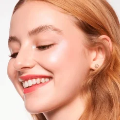 Hot 10 Skin Tint Foundation