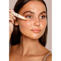 Best Wear It Nude 020 Medium Under Eye Cushion Concealer Concealer