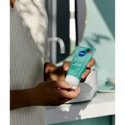 Discount NIVEA Derma Skin Clear Scrub Gezichtsreiniging