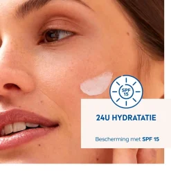 New NIVEA Voedende Dagcrème met SPF15 Dagcreme